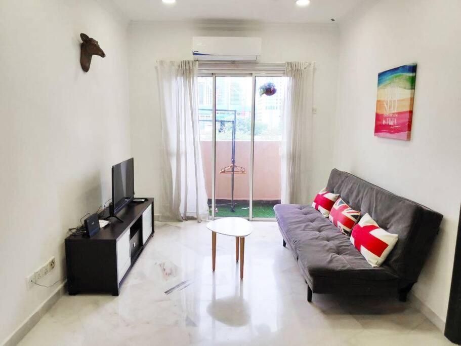 Eco One Bedroom Apartment @ Jalan Ampang, 3 Pax Kuala Lumpur Exterior foto